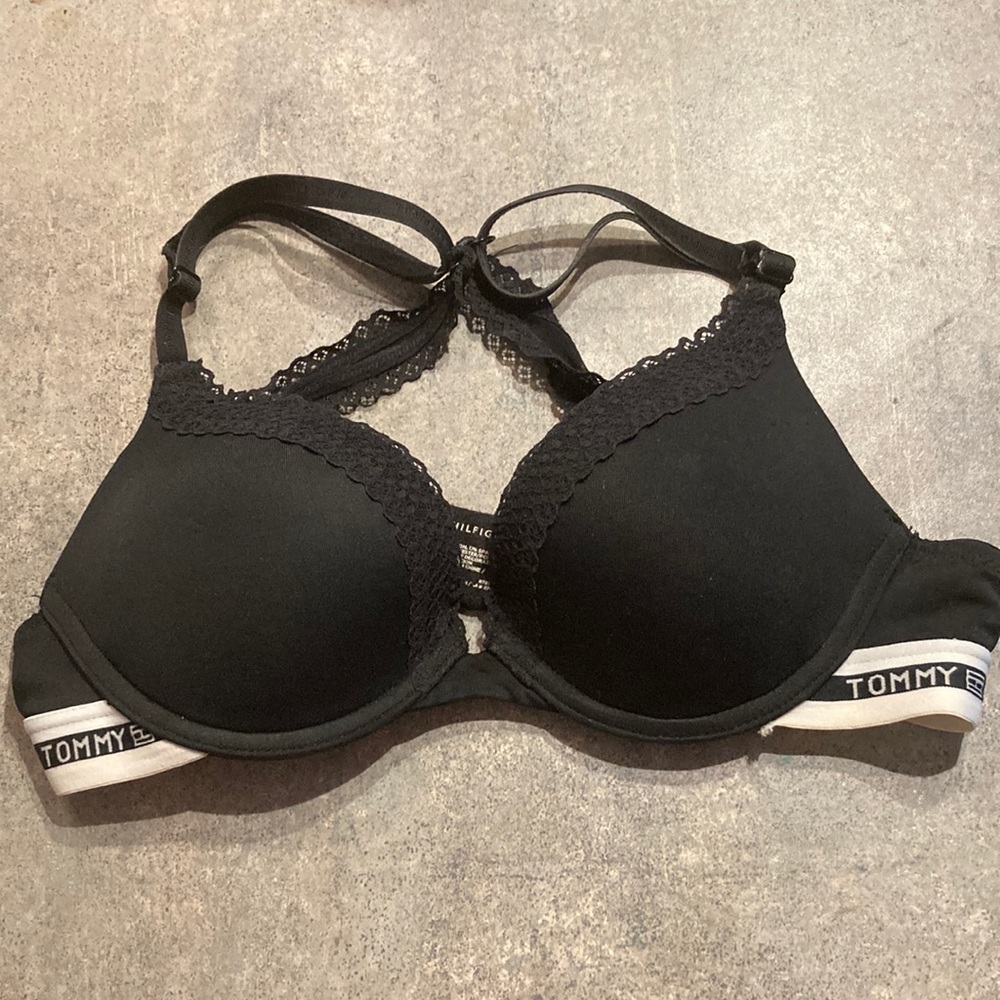 Tommy Hill figure 34 a bra sexy black lace underwire, and padding - Picture 1 of 9
